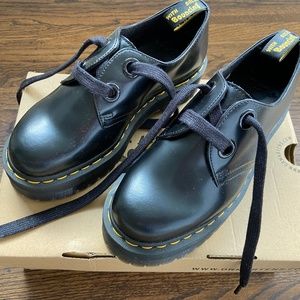 Holly Dr Martens